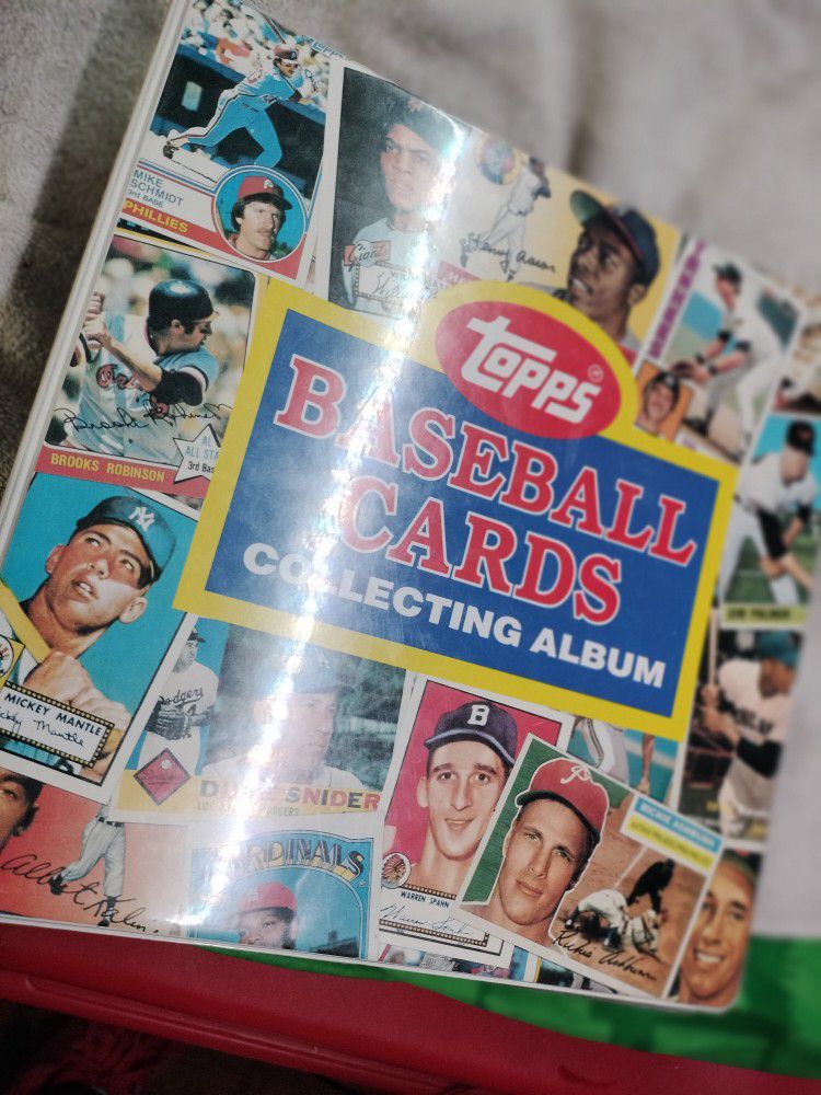 Baseball Cards Binder ,Tons Of Greatness 