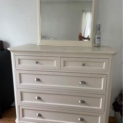 Large Dresser And Nightstand In