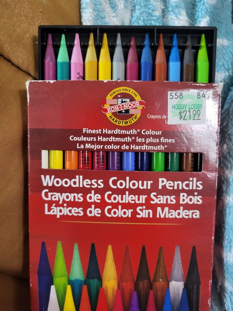 Woodless Colored Pencil