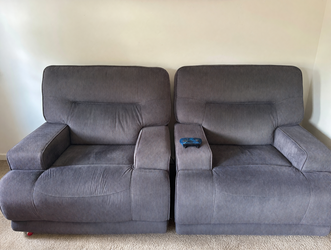 Stanza Gray Corduroy Recliner Like New 42W x 39D x 42H - Park City, UT