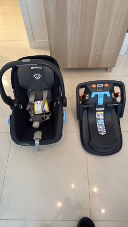 Uppababy mesa car seat and base