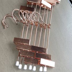 Adjustable hangers w/ non-slips clips for clothes- Rose Gold Metal Hangers Set