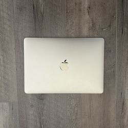 Rose Gold 12’ Macbook