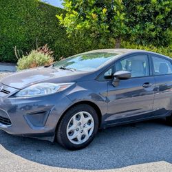 2013 Ford Fiesta