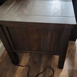 USB End Table Brand New