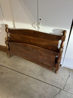 Vintage Ethan Allen Full Head & Footboard Set