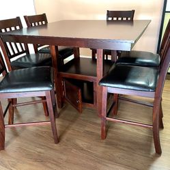 Dinner Table And  Chairs