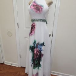 BEAUTIFUL LONG DRESS