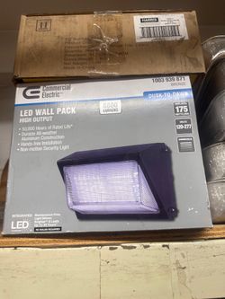 LED Wall pack light brand new