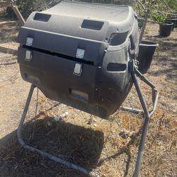 Spinning Compost Bin