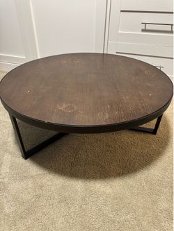 36in Round Coffee Table