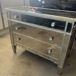 Free Mirrored Dresser
