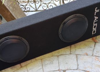 2qty JL Audio 8w3v3-4 speakers