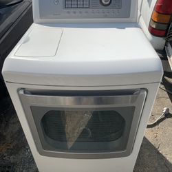 LG Electric Dryer