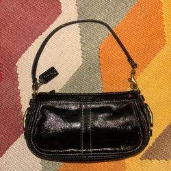Vintage coach patent leather clutch