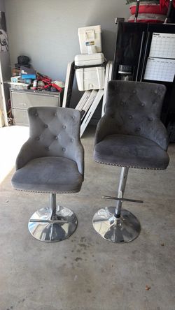 Bar chairs