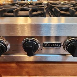 Viking 36" - 6 Burner NG Cooktop And Down Draft Ventilation System