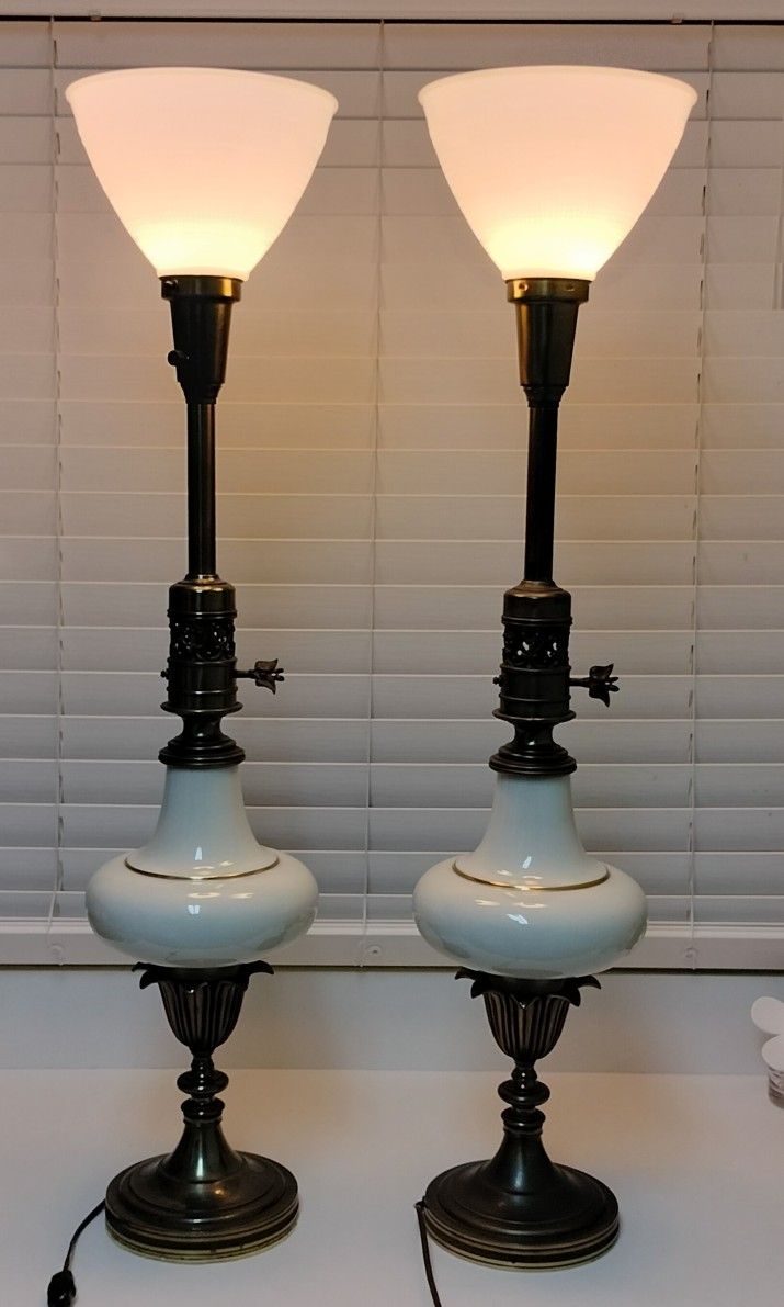 Vintage Pair Stiffel Style Glass Table Lamps. 