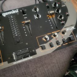 Gemini KL-19 pre amp mixer