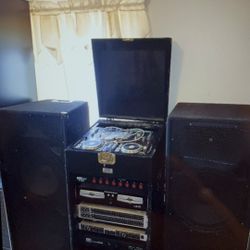 DJ Equipment/Speakers