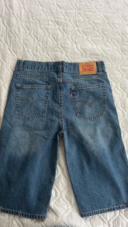 Levi jorts size 18 / or 29 waist