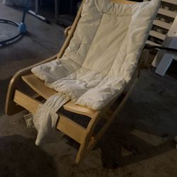 Baby rocking chair $10