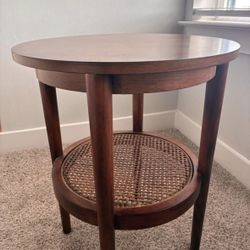 Round Accent Table Modern Mid Century Vintage Furniture Night Stand or Side Table