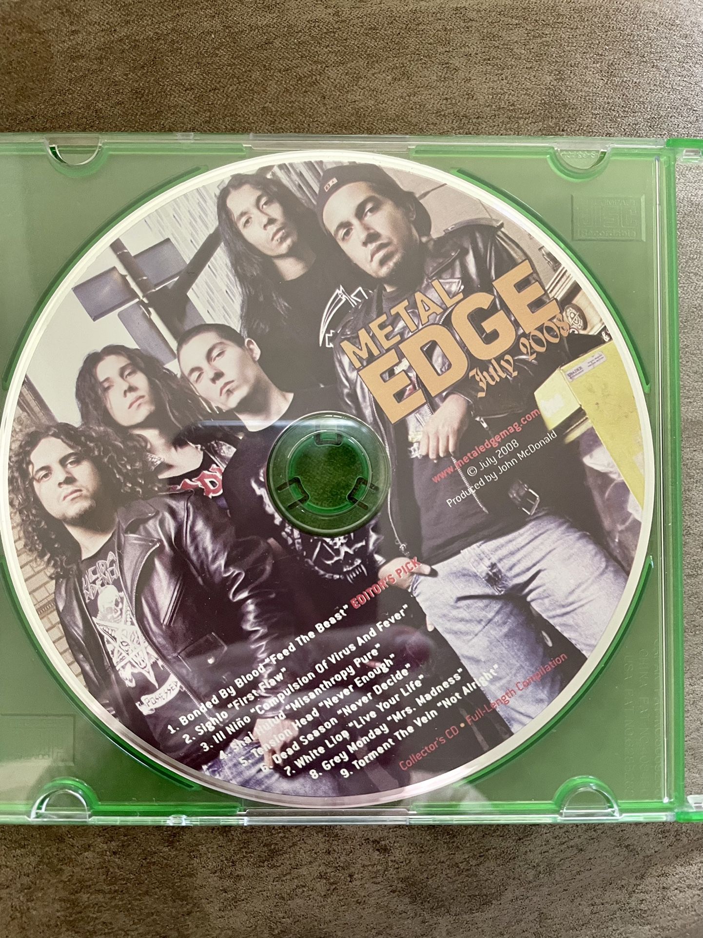 CD  METAL EDGE (MAGAZINE) JULY 2008 BONDED BY BLOOD SIGHLO ILL NINO WHITE LION++