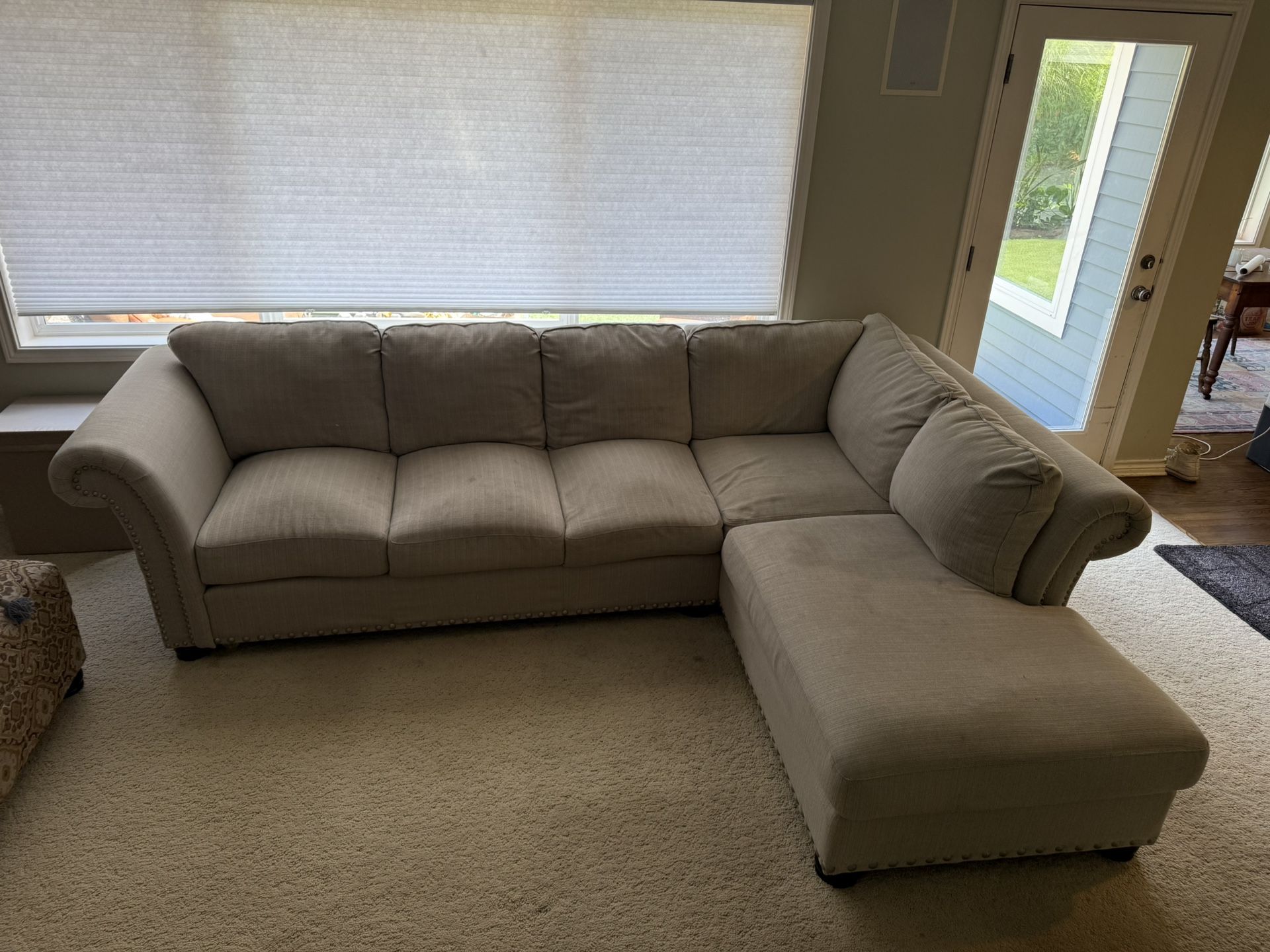 Sectional Couch - Great For Lounging