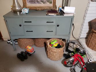 Table/ Buffet