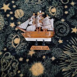 4×4 Boriquen Antique