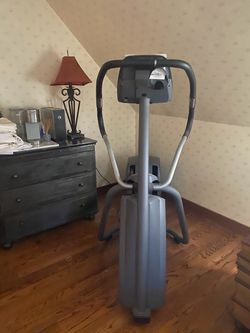 Elliptical Trainer Machine