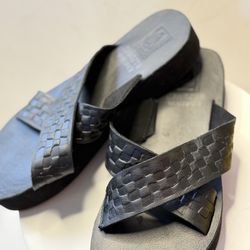 Women's sandals from the limited-edition Vans x Karina Rozunko collection.
