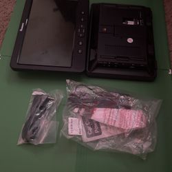 NAVISKAUTO Vehical Entertainment System