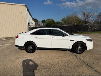 2015 Ford Taurus X police car