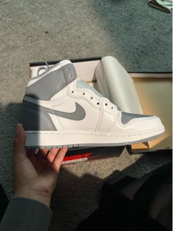 Retro Jordan 1s stealth white