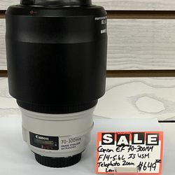 Canon EF 70-300mm F/4 - 5.6 IS USM Telephoto 200m Lens 