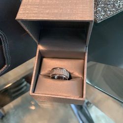 New Engagement  💍 4 Sale $1000 OBO