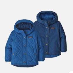 PATAGONIA CHAMARRITA  DE NIÑO O NIÑA REVERSIBLE TALLA 2