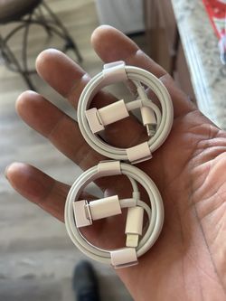 i PHONE CHARGERS BRAND NEW