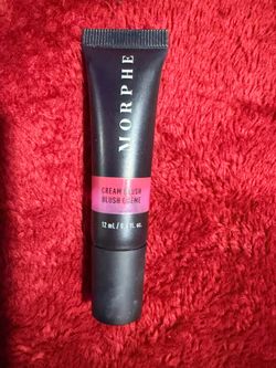NWT Morphe Cream Blush Racy Pic + beauty gift bag
