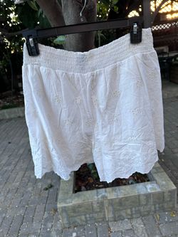 art class White Eyelet Elastic-Waist Shorts Size XL