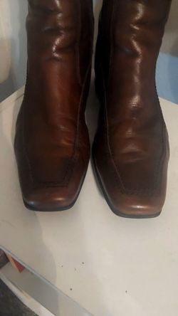 Mens leather Gabor Chukka Boots. Size 6.5