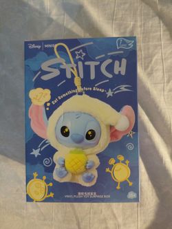 Stitch vinyl Plushie Key Or Bag Charm. Limited Edition