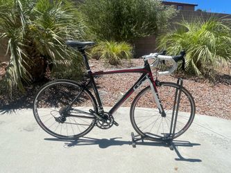 2014 GT Elite Carbon Road Bike (Large) – Shimano 105