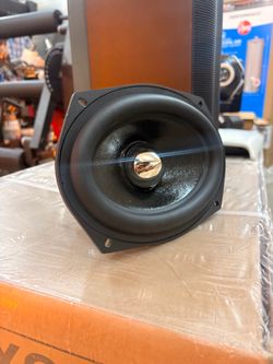 Rockville 300 watts 6.9s