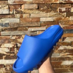 Yeezy Slide Azure