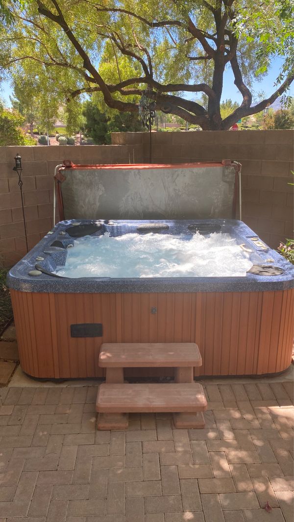 [Price Reduced] HUGE Hydro Spa Hot Tub for Sale in Las Vegas, NV OfferUp