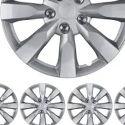 Premium hubcaps $10 the set of four/copas $10 el juego de 4