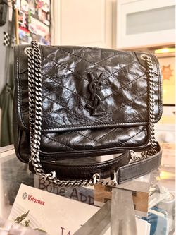 Authentic Saint Laurent Niki leather bag!!